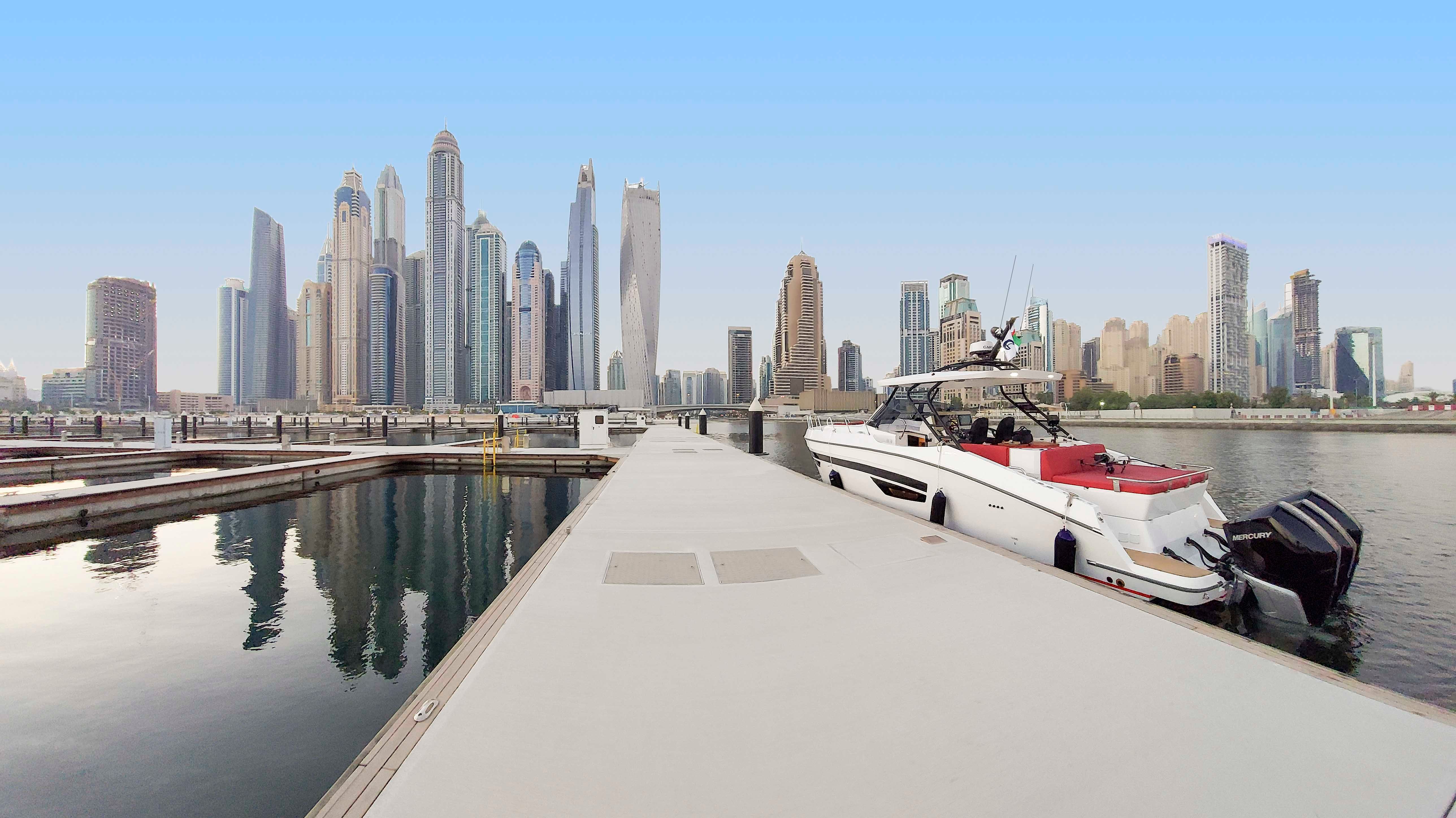 Oryx 379 Berthed for the first time in Dubai Harbour Marina (1)