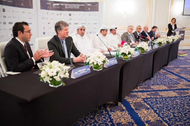 إروين بامبس، الرئيس التنفيذي لشركة جلف كرافت خلال المؤتمر الصحافي في قطر (8)