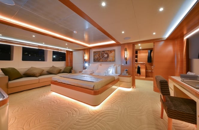 4 Gulf-Craft-Majesty-13517-1024x670