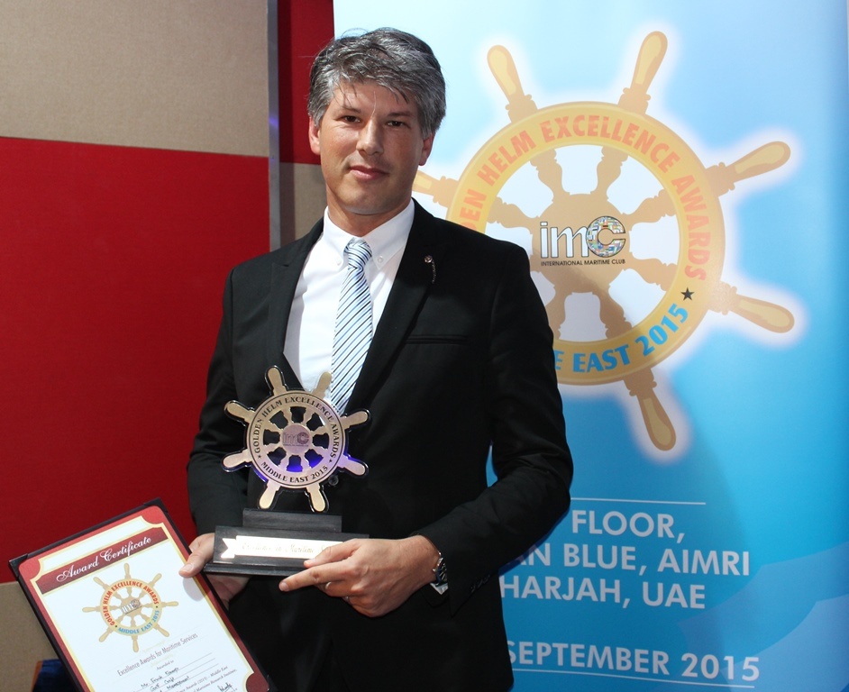 欧文•班普斯，2015年国际海事俱乐部金舵轮杰出奖（2）