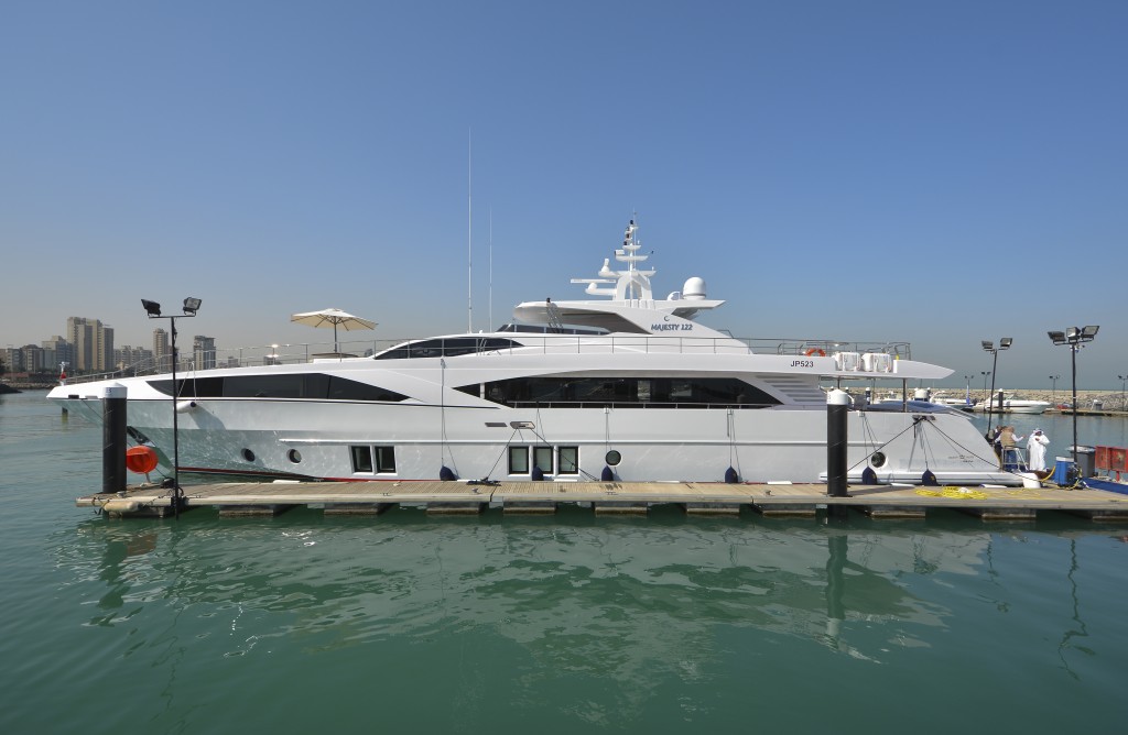 Majesty 122