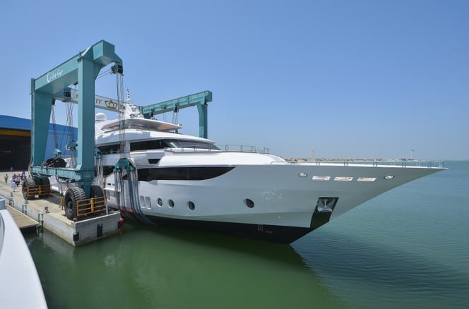 Majesty 155 hits the water for the first time.