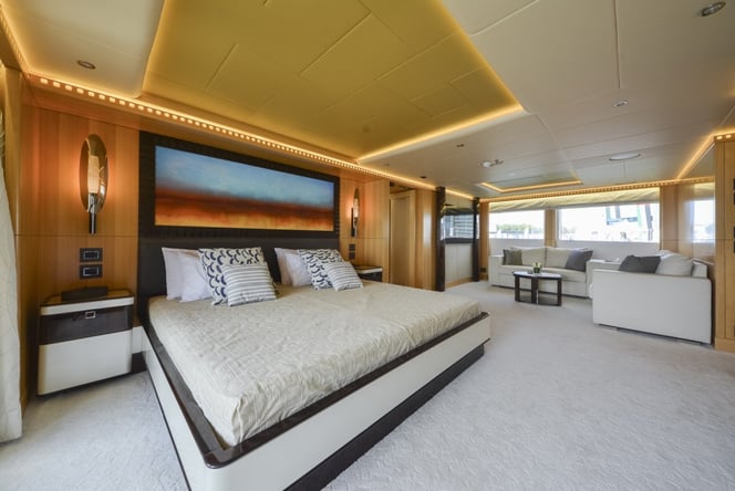 Majesty 155 owner's stateroom