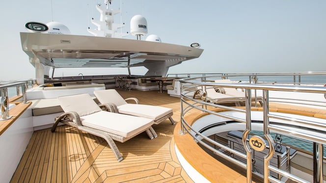 Majesty 155 sun deck