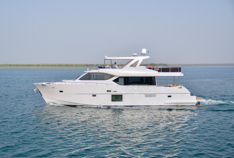 Яхта дальнего следования Nomad 65