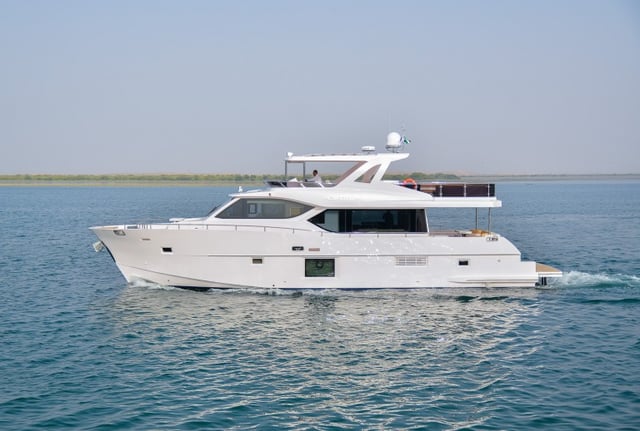 يخت نوماد 65 العابر للبحار