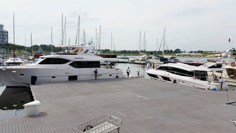 Nomad 65 и Majesty 48 на показе на пристани Puteri в Малайзии.