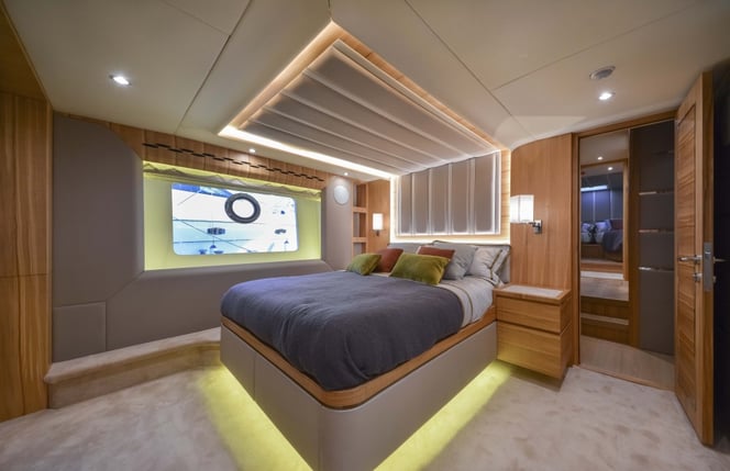 Owner's Cabin of Nomad 65