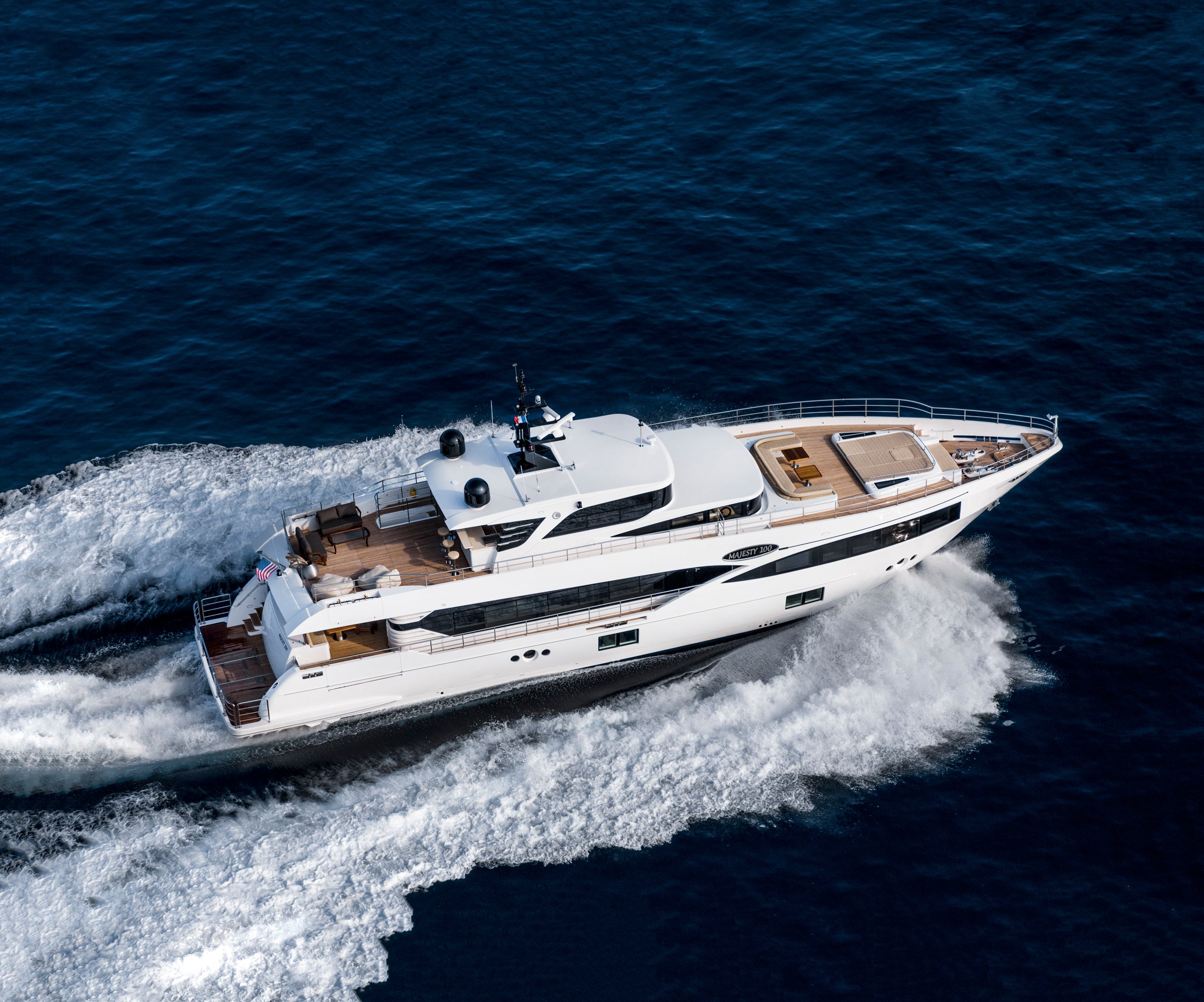 Majesty 100 (6)
