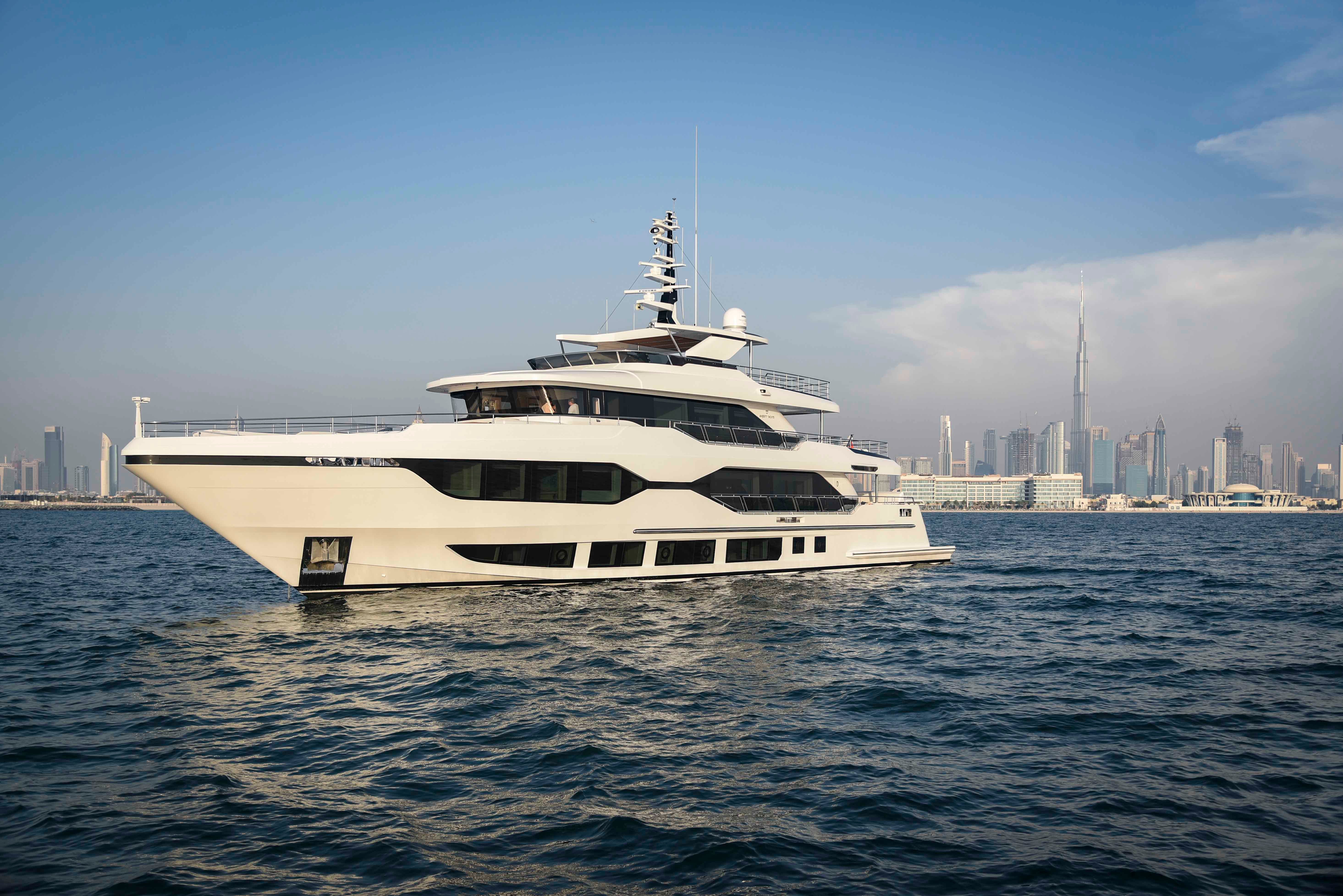 Majesty 120 in Dubai (3)