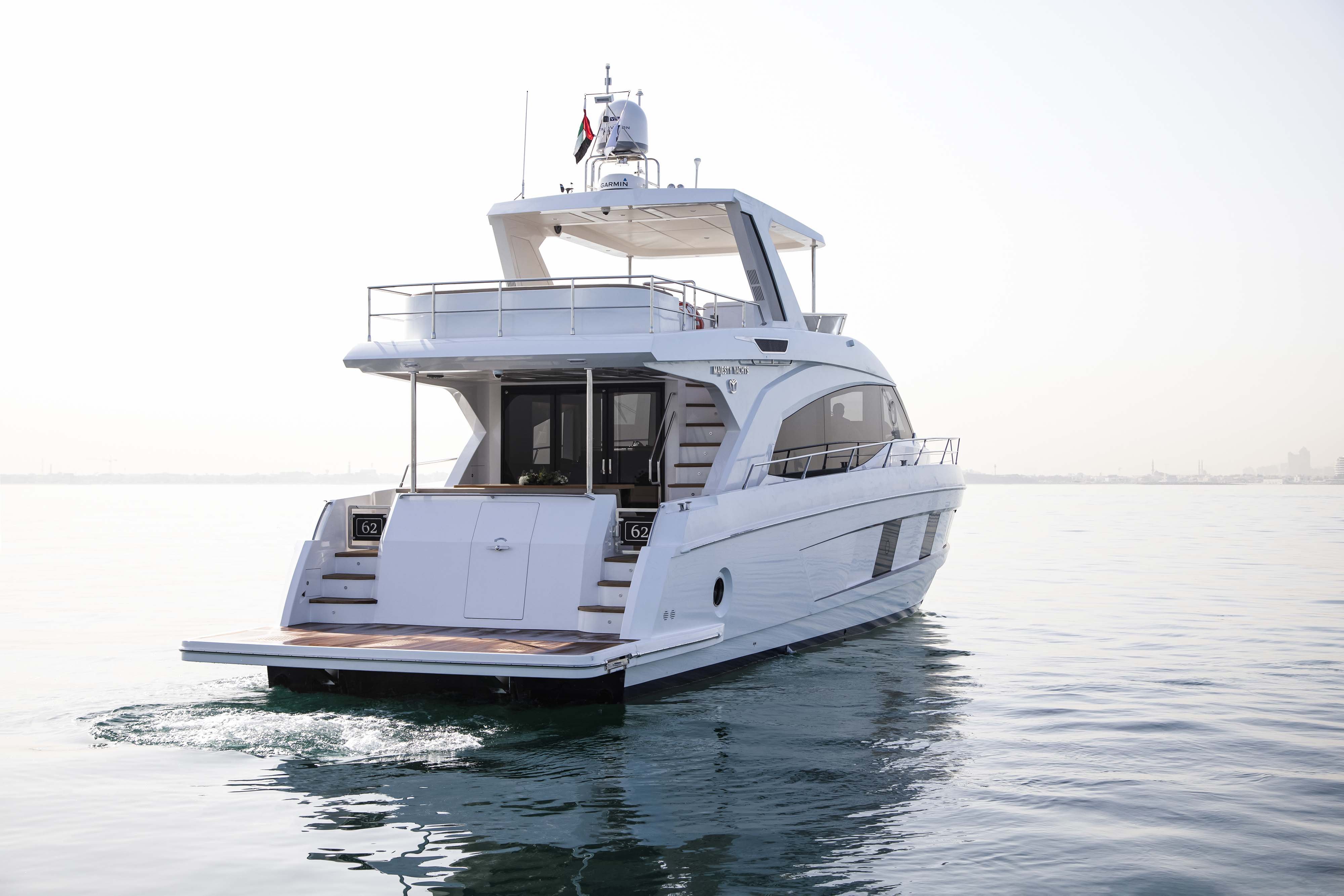 Majesty 62 - Exterior