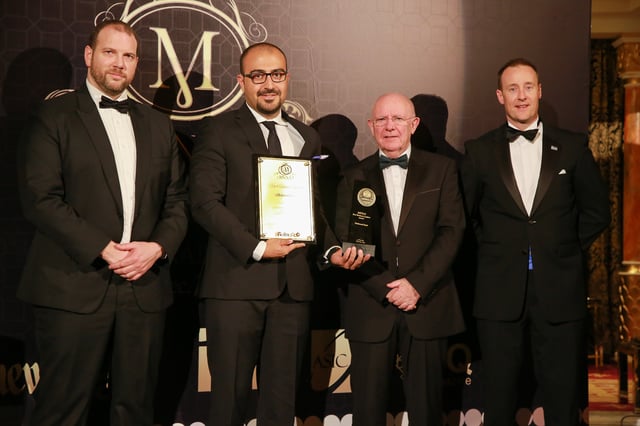 Mahmoud-Itani,-Best-Business-Leader-Award,-MENAA-Awards-2016-(2).jpg