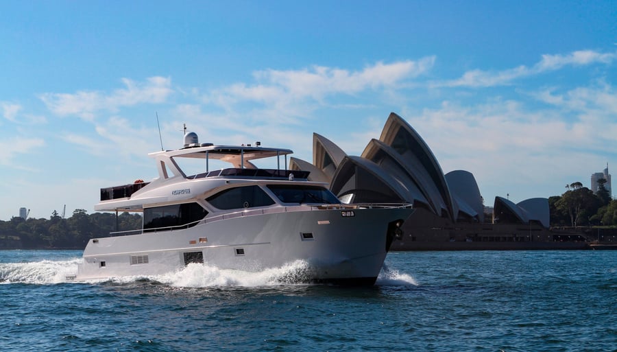 Nomad 65 at Sydney, Australia 010.jpg