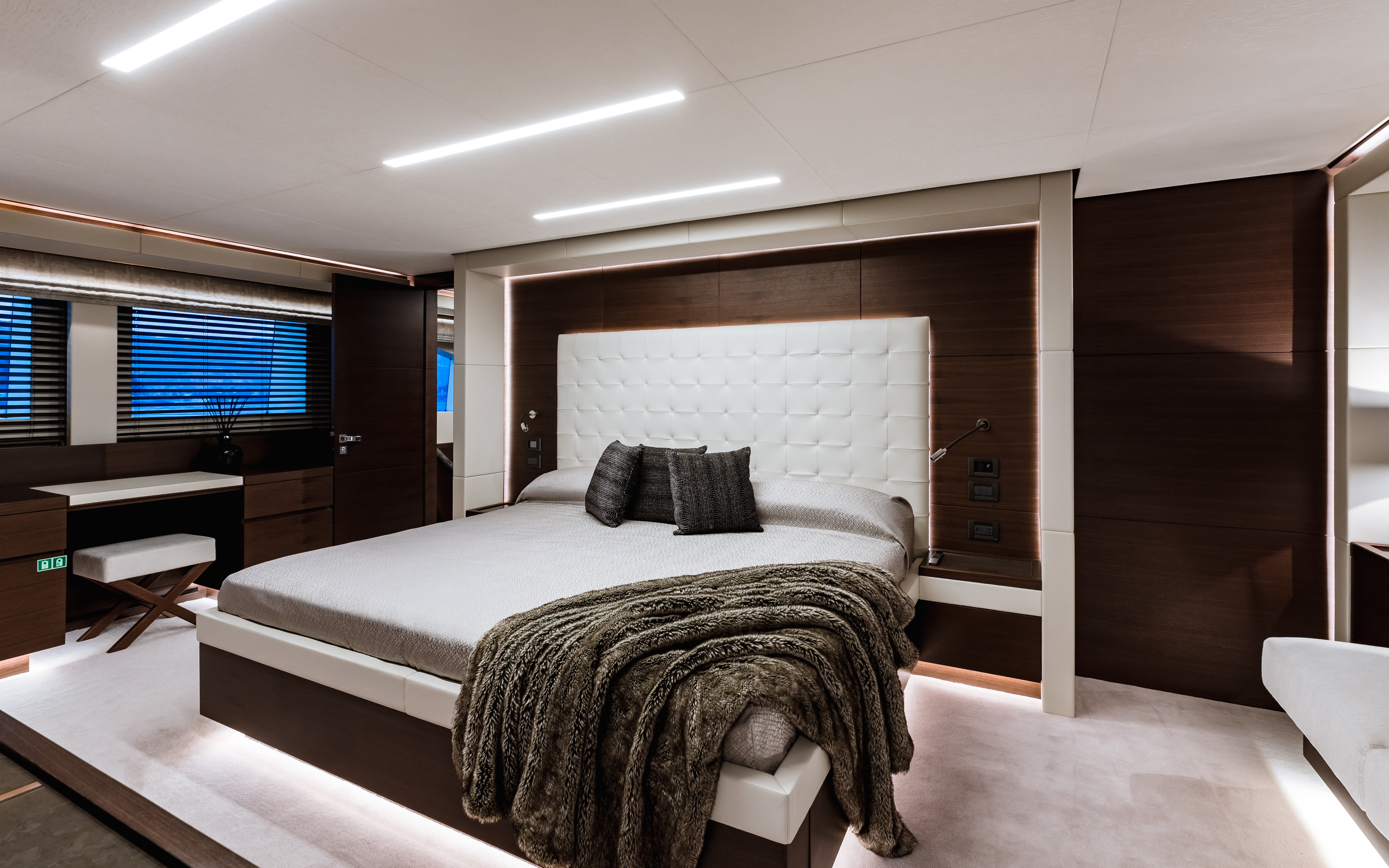 Owner's Stateroom (2).jpg