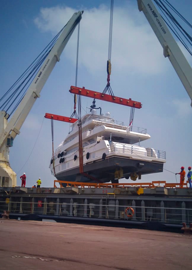 Majesty 125 AltaVita ship loading enroute to France (3).jpg