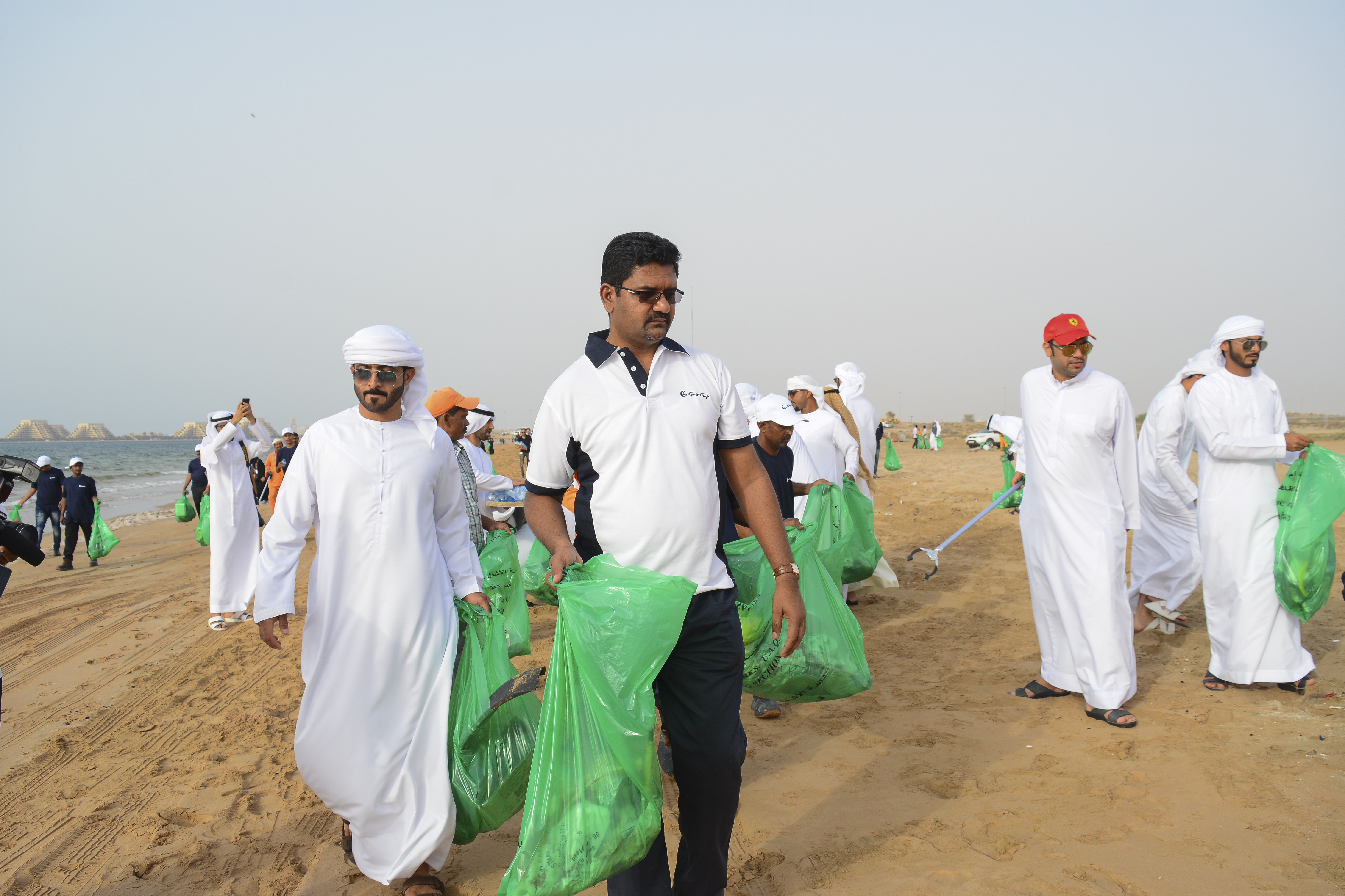 Gulf Craft Beach Clean up 2018 (7).jpg