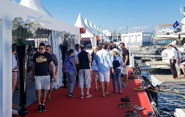 Cannes Yachting Festival 2017 Day 2 (7).jpg