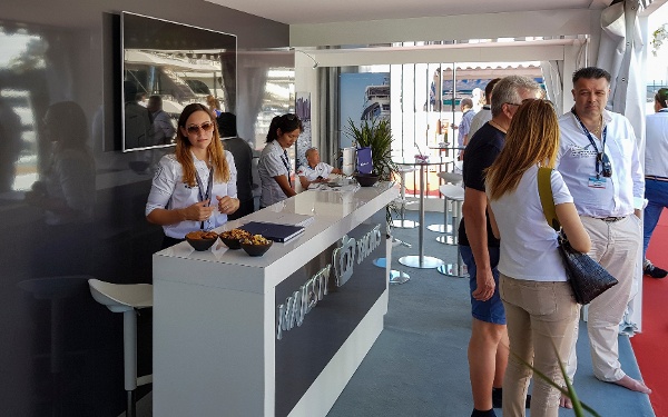 Cannes Yachting Festival 2017 Day 3 (6).jpg