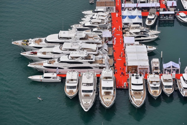 Gulf Craft Fleet in DIBS 2017 (4).jpg