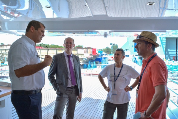 DMYC Rally Club UAQ Shipyard Tour (11).jpg