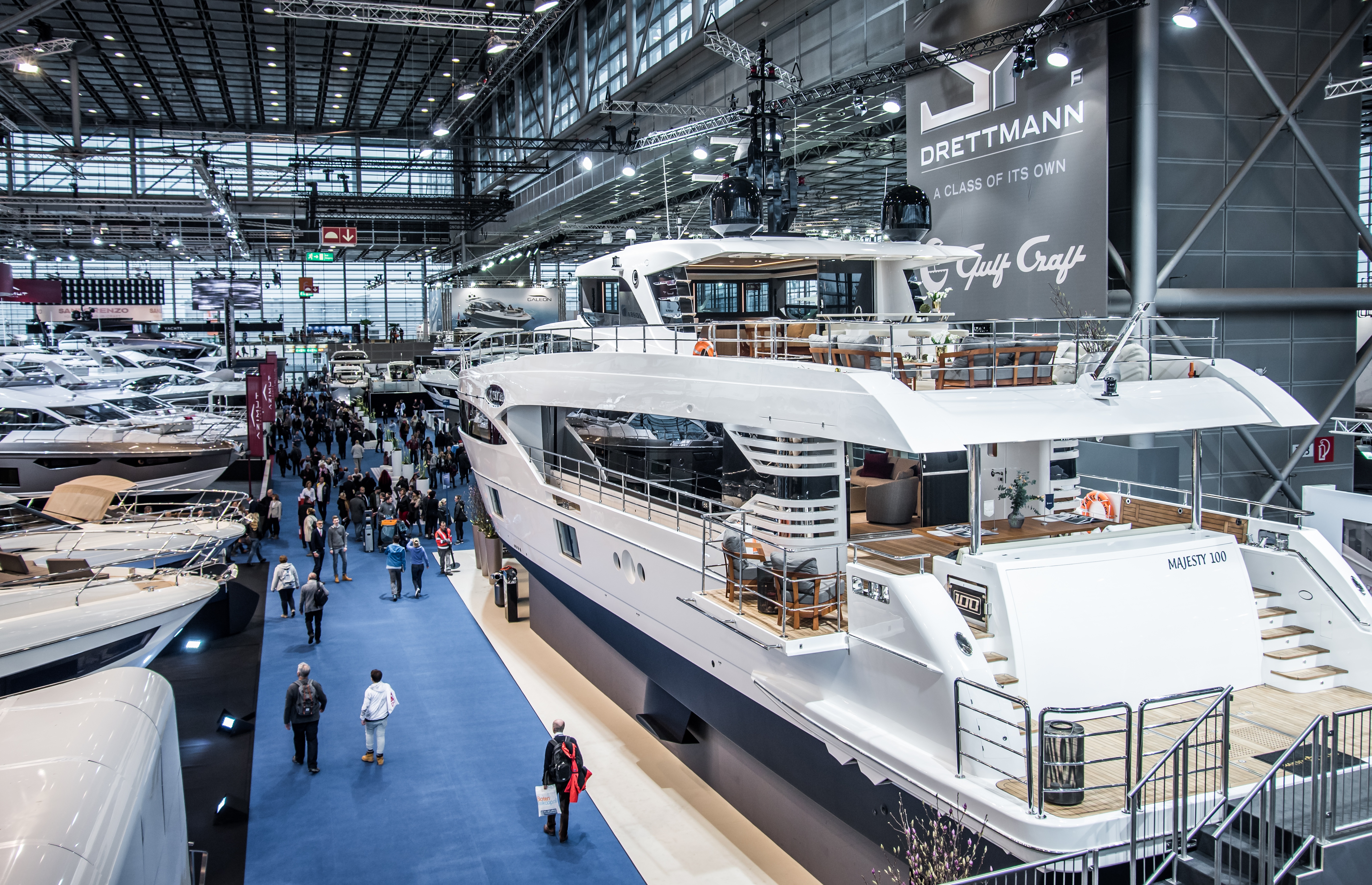 Majesty 100 on display in Boot Dusseldorf 2018.jpg
