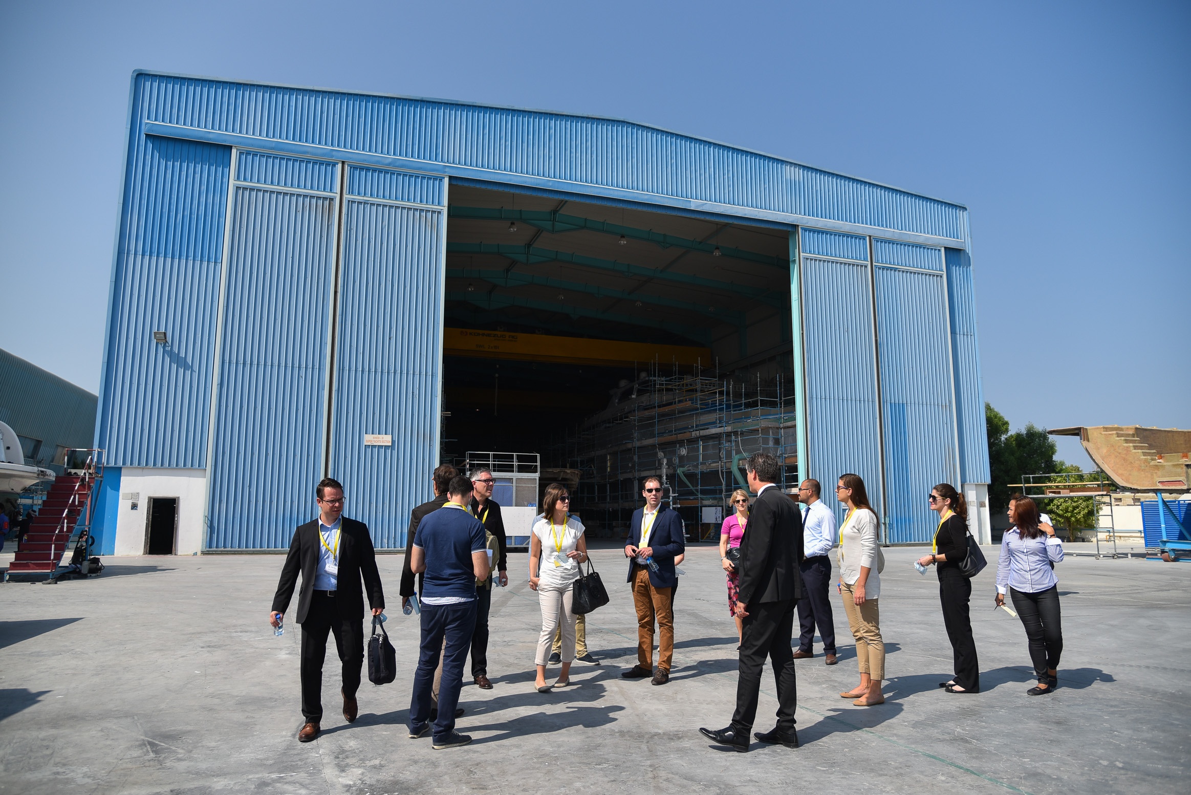 Gulf Craft factory tour, Lucerne University (10).jpg