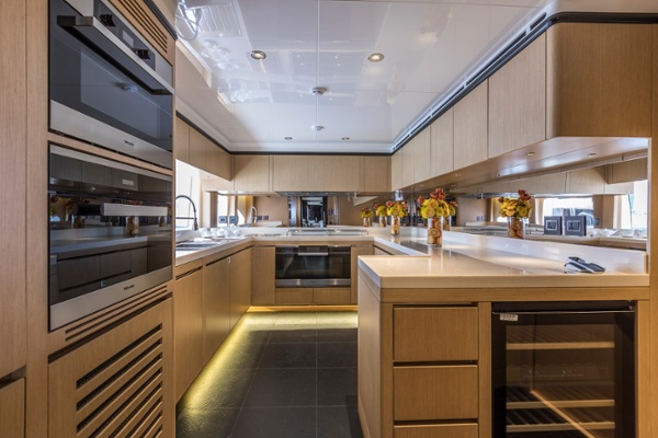 Majesty 125 galley.jpg