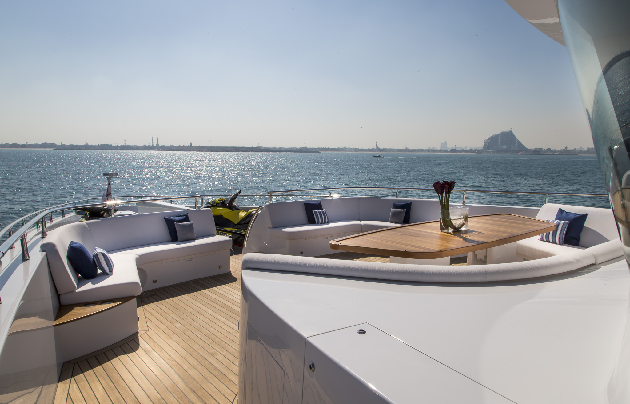 Bow Seating Area (3).jpg