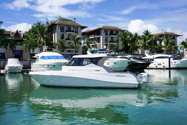 Silvercraft 31 HT, Thailand (6).jpg