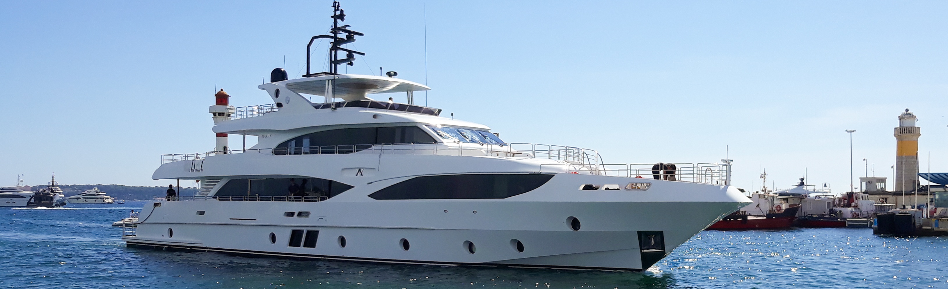 Majesty-125-AltaVita-in-Cannes