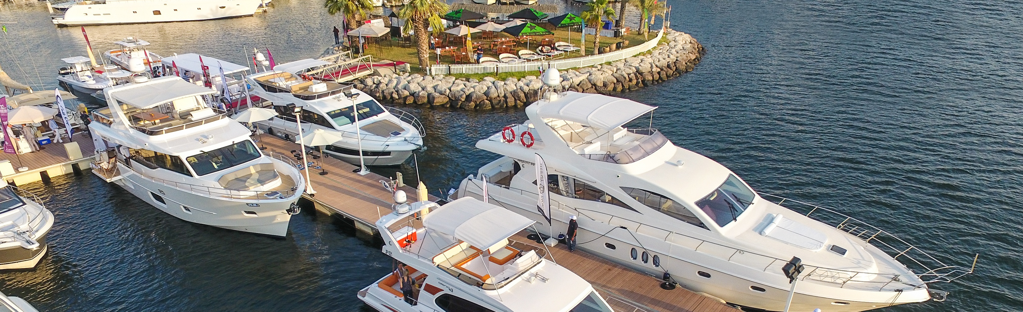 Dubai-Pre-owned-Boat-Show-2017.jpg