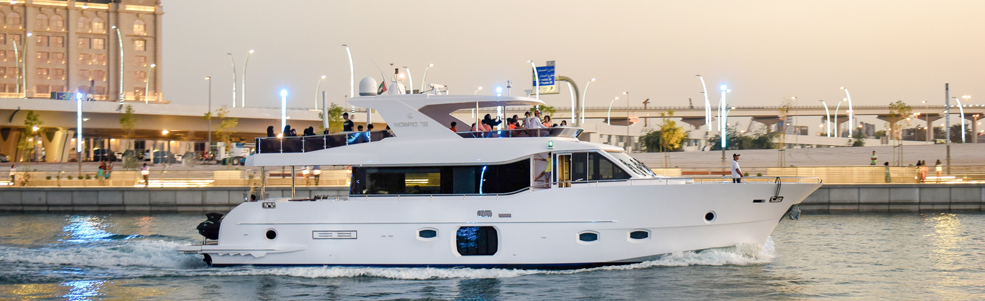 Nomad-75,-Dubai-Water-Canal.jpg