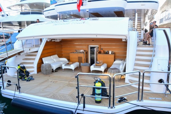 بالصور: جلف كرافت في مهرجان كان لليخوت – اليوم الثالث