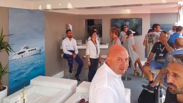 بالصور: جلف كرافت في مهرجان كان لليخوت – اليوم الثالث