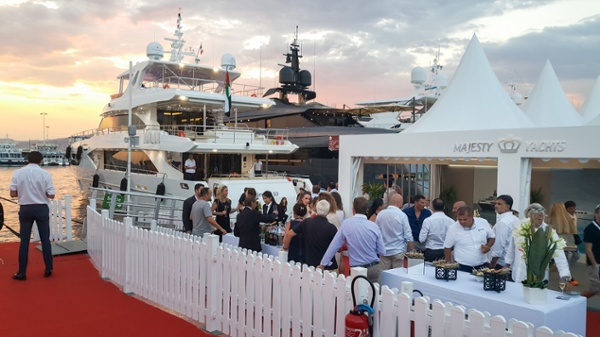 بالصور: جلف كرافت في مهرجان كان لليخوت – الأيام 4-6