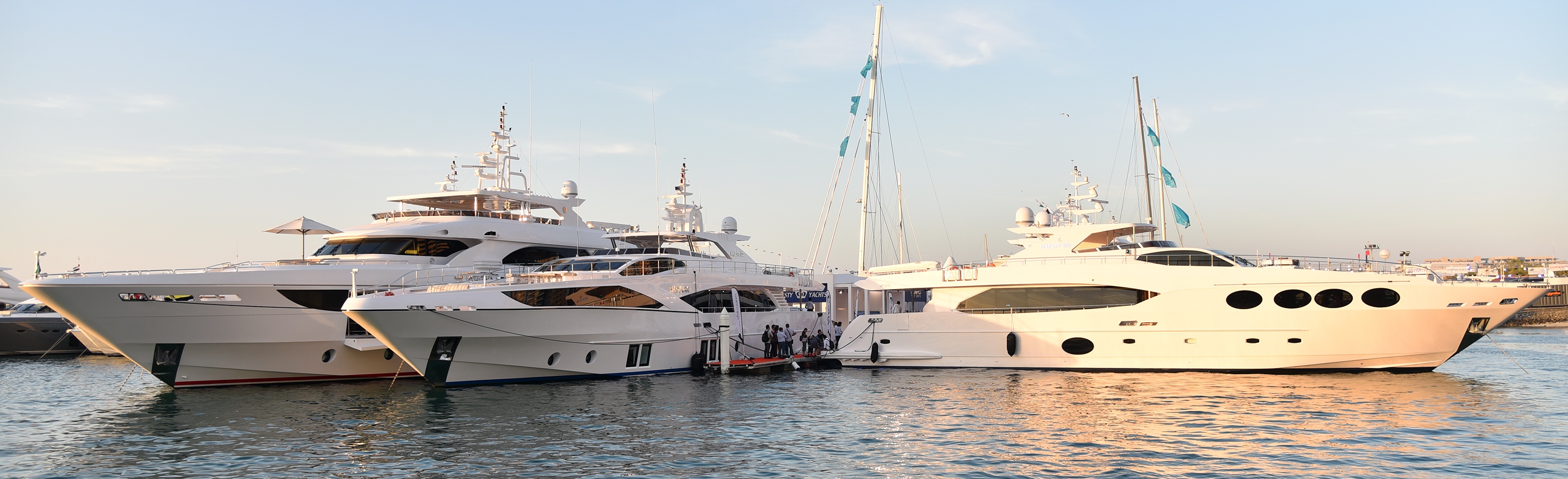 Dubai-Boat-Show-2016-1.jpg