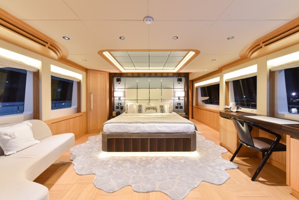 Owner's Stateroom (1).jpg