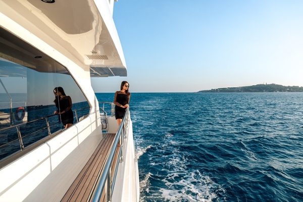 Majesty 110, France (14).jpg