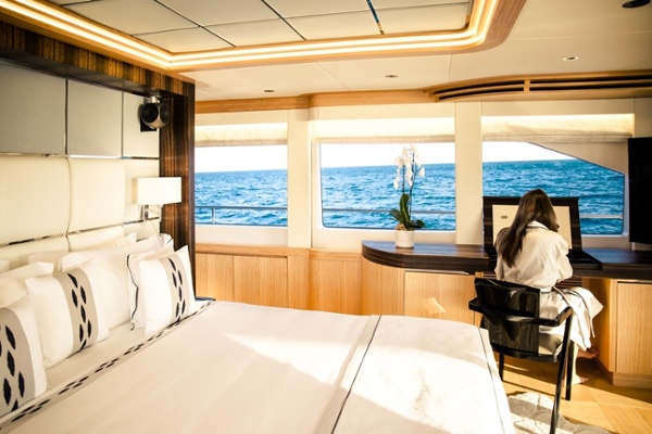 Majesty 110, France (17).jpg