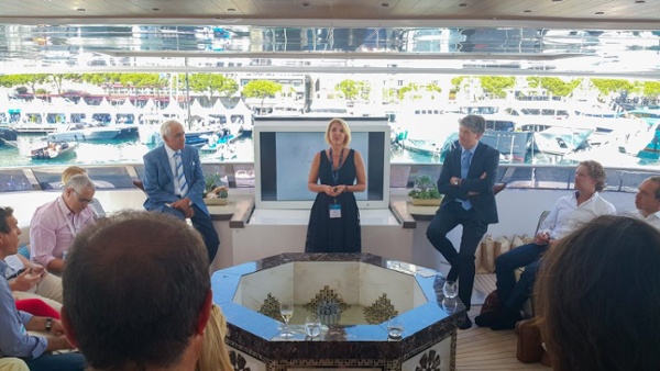 صور: جلف كرافت في معرض موناكو لليخوت