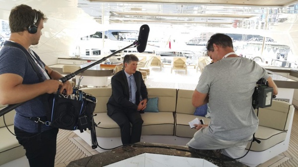 صور: جلف كرافت في معرض موناكو لليخوت