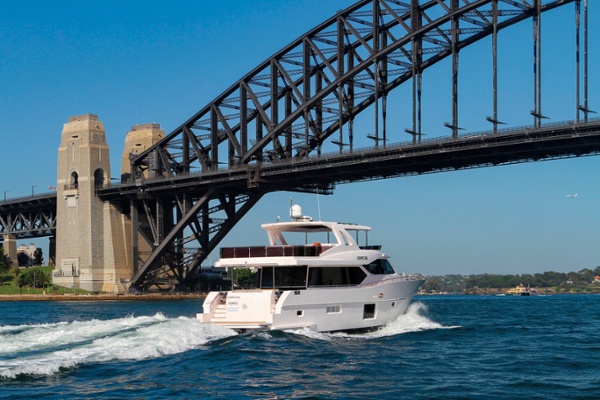 Nomad 65 at Sydney, Australia 008.jpg