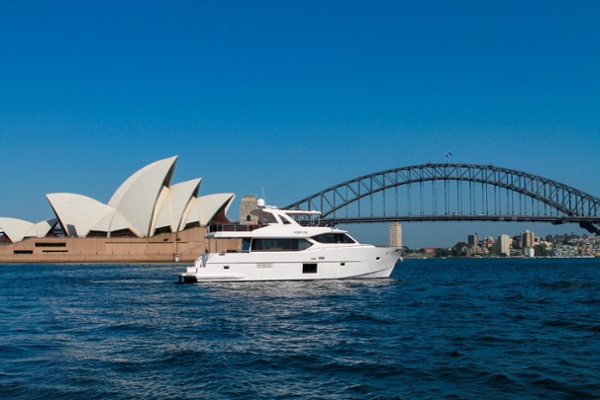 Nomad 65 at Sydney, Australia 001.jpg