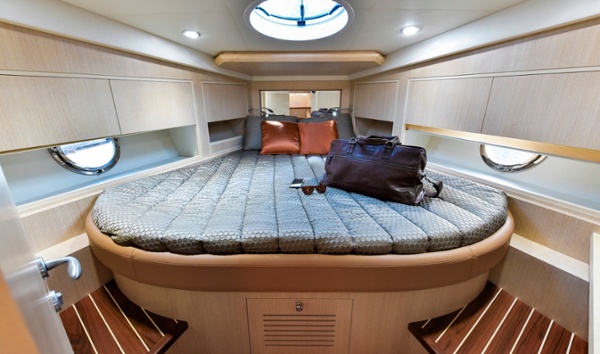 Oryx 42 Owner's Cabin.jpg
