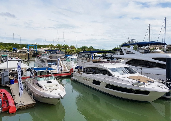 Gulf Craft at Pimex 2017 002.jpg