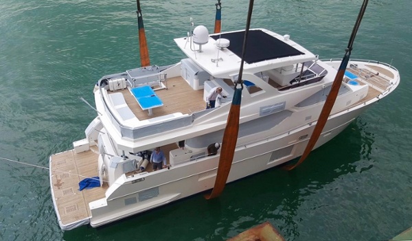 Nomad 65 arrival in Singapore (6).jpg